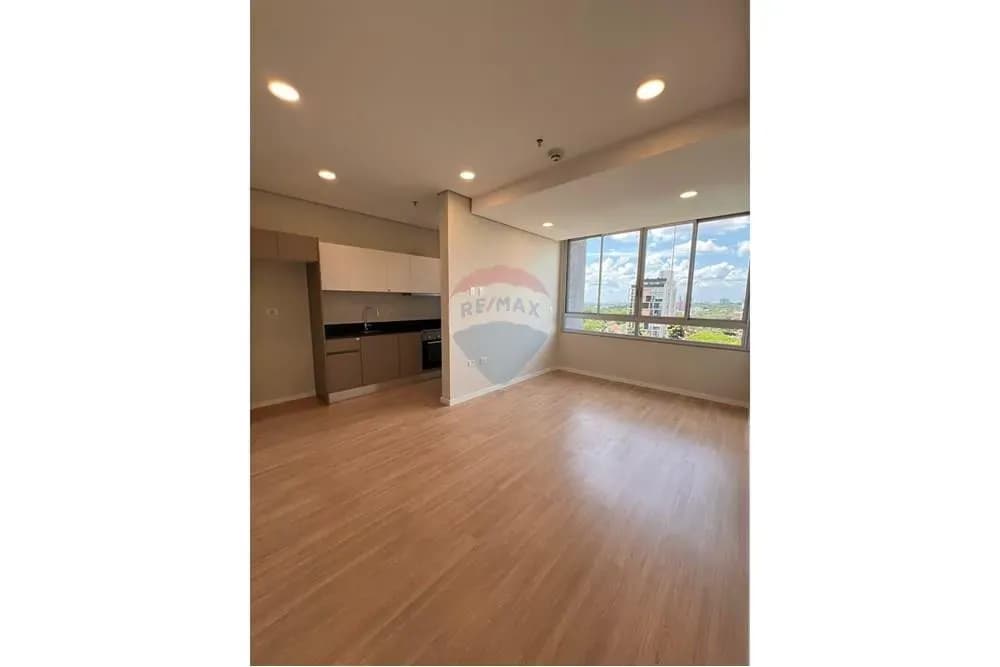 2-Bedroom Apartment for Sale in San Jorge, Mariano Roque Alonso - Image 4