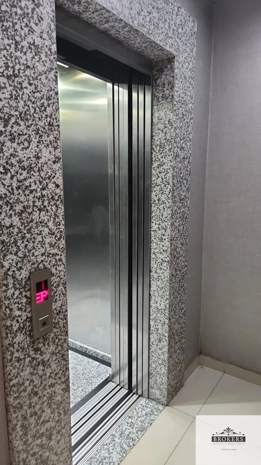 Apartamento de 2 dormitórios à Venda em Manorá, Assunção - Image 14