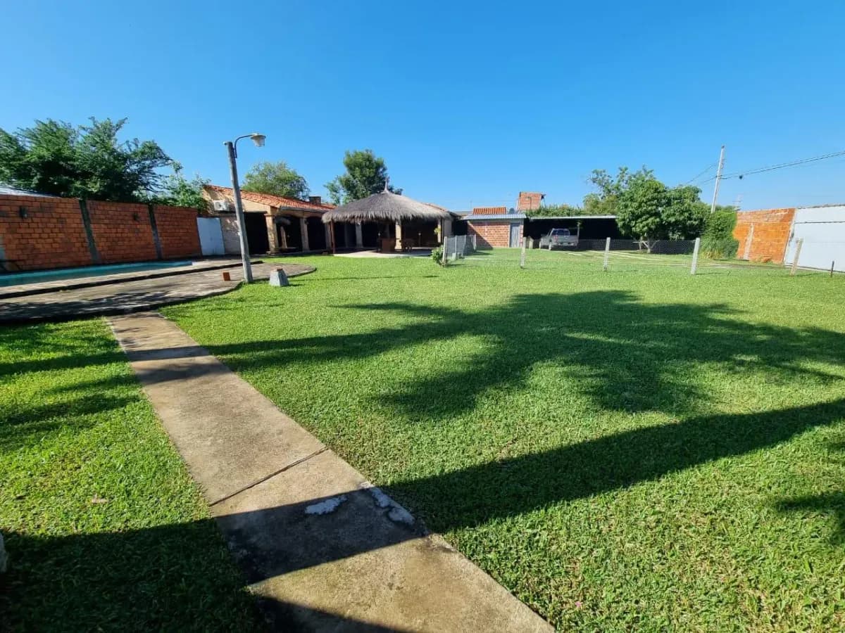 Terreno de 200m² à Venda em Limpio - Image 2
