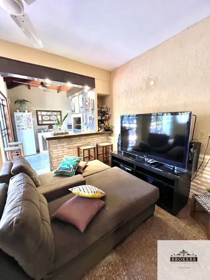Escritório de 300m² à Venda em Vista Alegre, Lambaré - Image 4