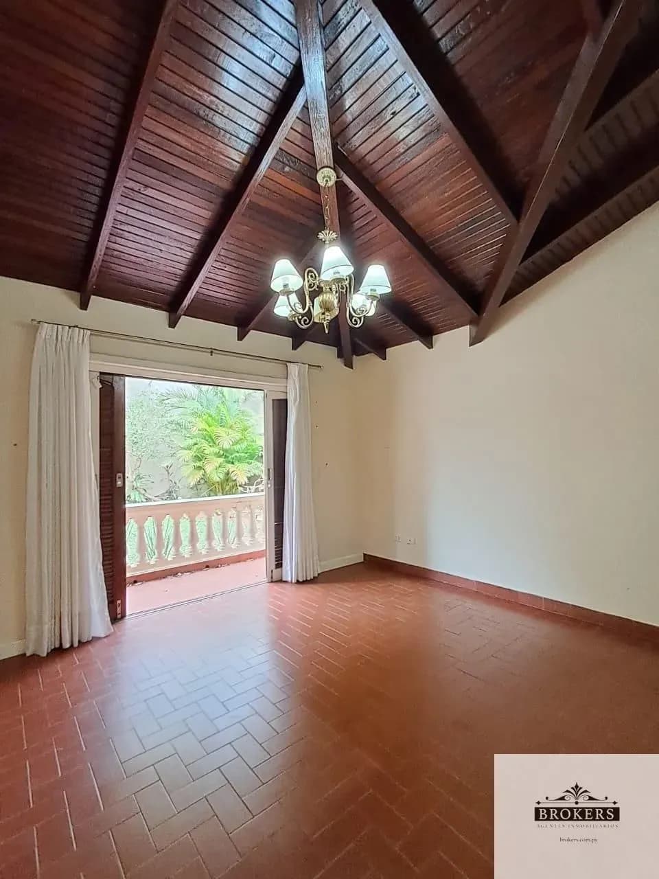 Office of 440m² for Sale in Manorá, Asunción - Image 19