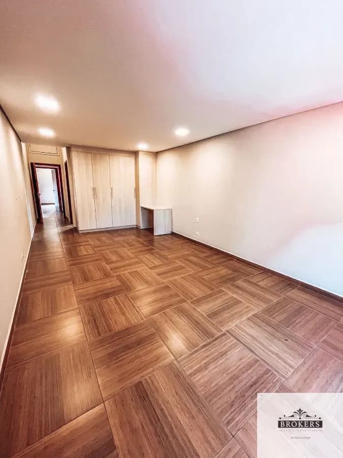 Casa de 3 quartos à Venda em Loma Merlo, Luque - Image 4