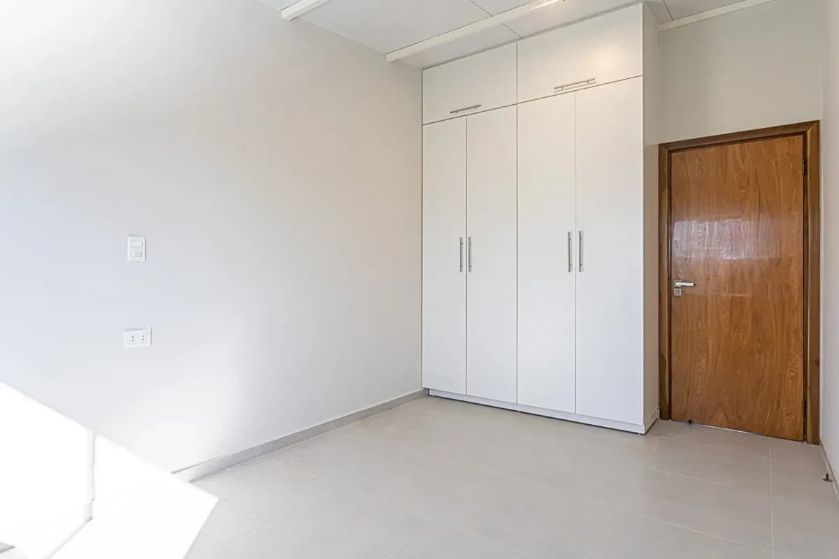 Casa de 3 dormitorios en Venta en Limpio - Image 9