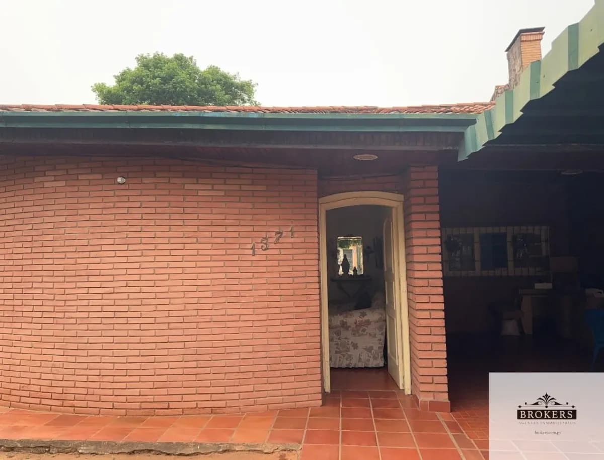 Terreno de 480m² en Venta en Los Laureles, Lambaré - Image 3