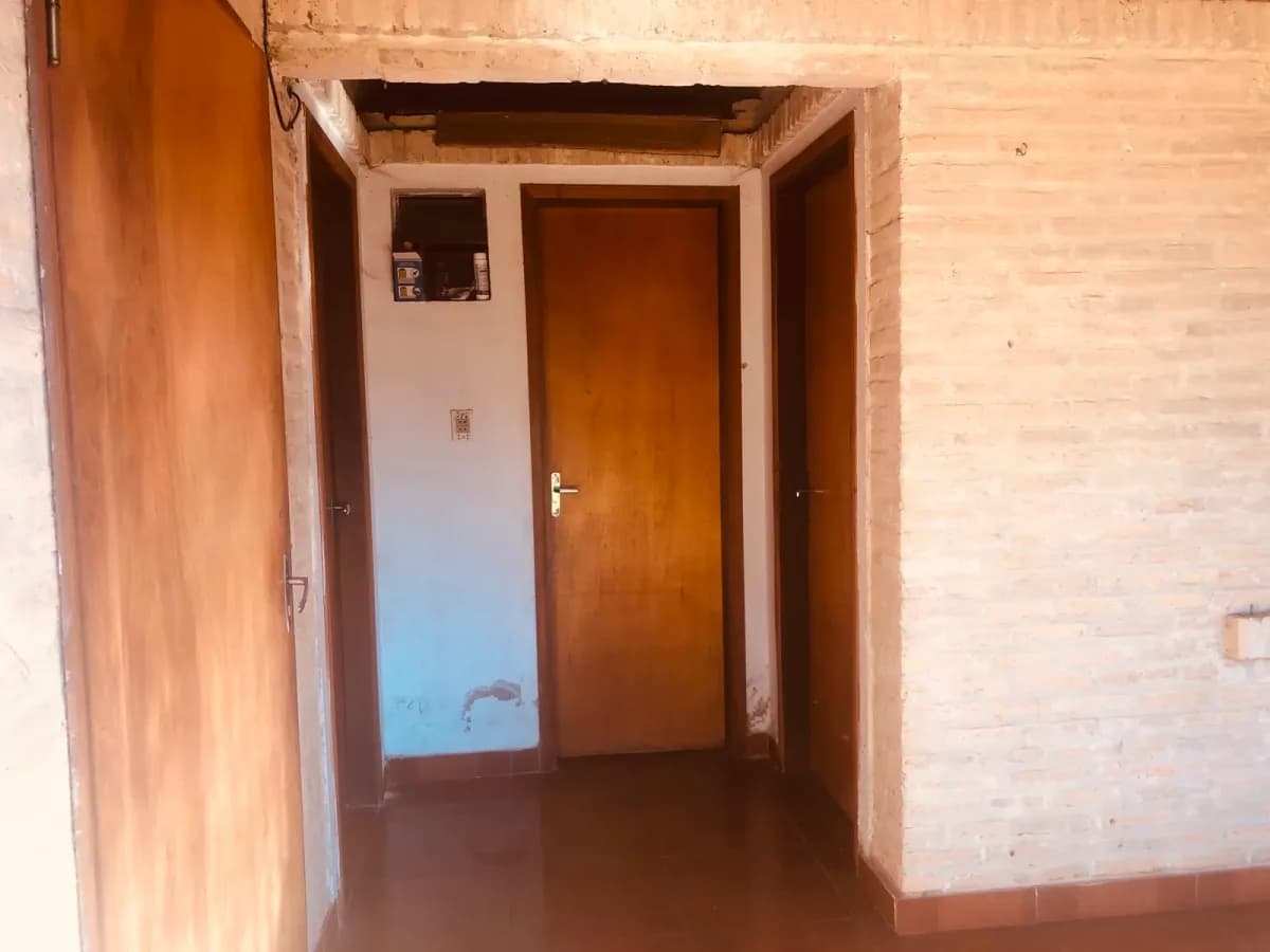 Casa de 2 dormitorios en Casa, 86m², en Venta en Laurelty, Luque