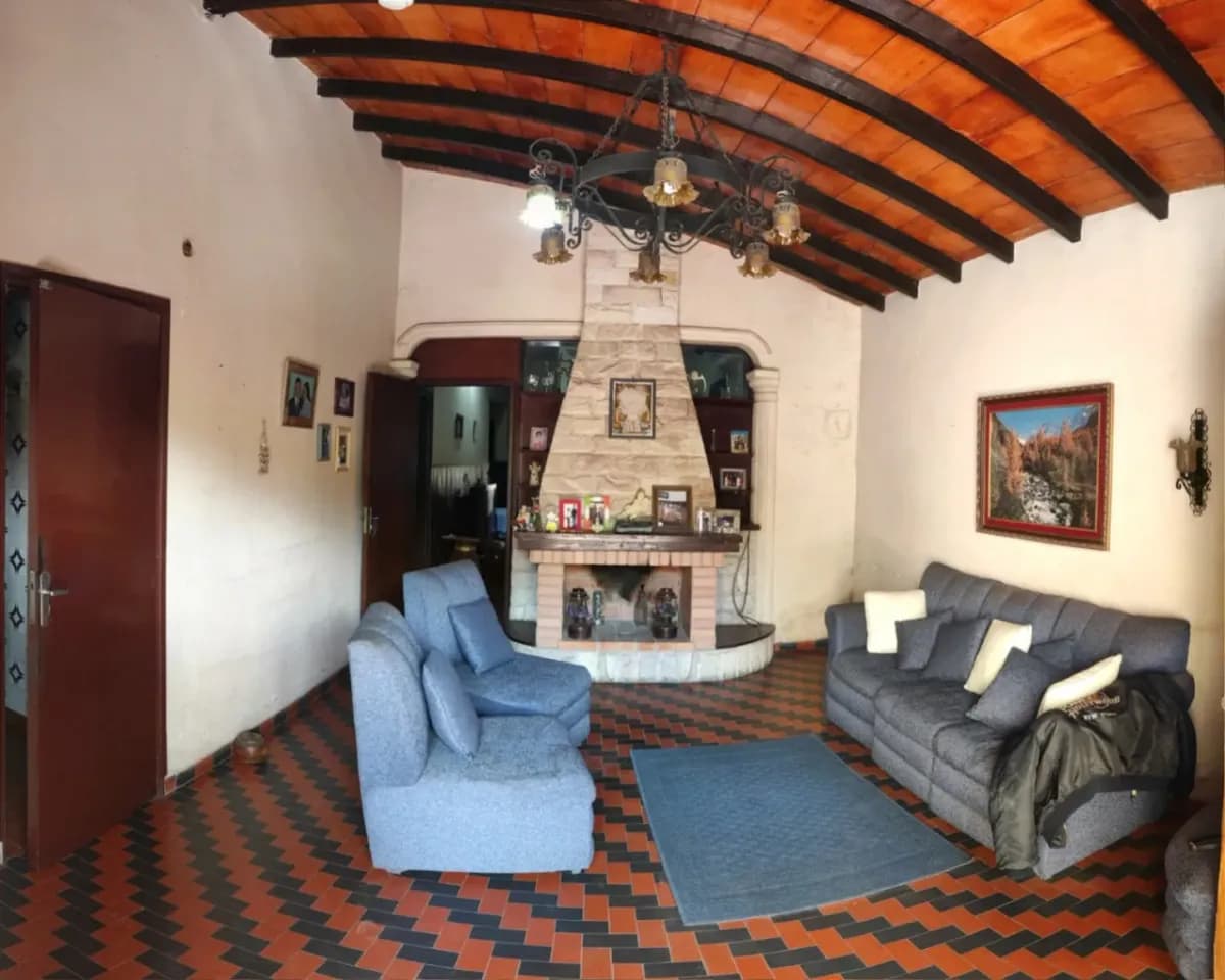 Casa de 3 dormitorios en Venta en Tembetary, Asunción - Image 3