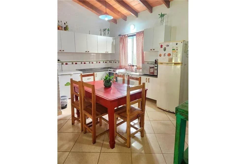 Casa de 3 dormitorios en Alquiler en San Bernardino - Image 12