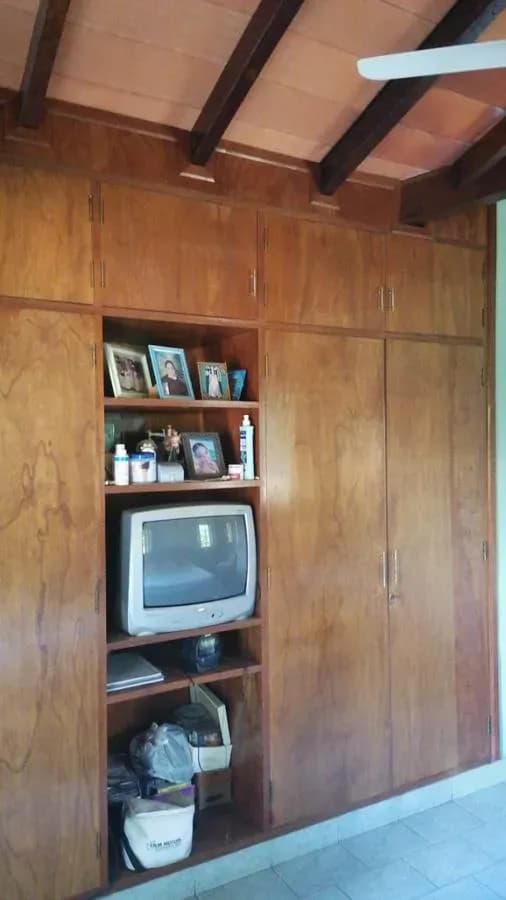 3-Bedroom House for Sale in Lambaré - Image 4