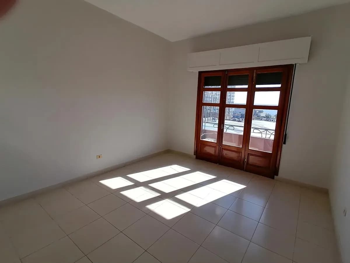 2-Bedroom Apartment for Rent in La Encarnación, Lambaré - Image 6