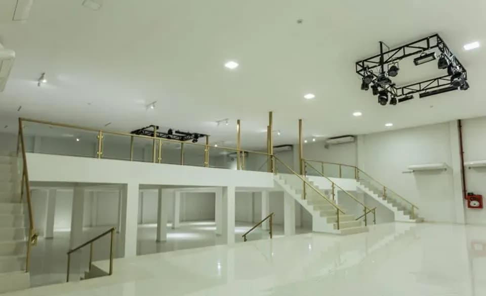 Loja de 900m² à Venda em Domingo Savio, Fernando de la Mora - Image 4