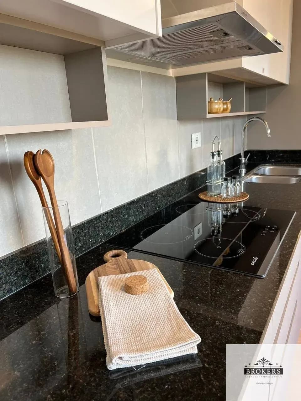 3-Bedroom Apartment for Sale in Ycuá Satí, Asunción - Image 15