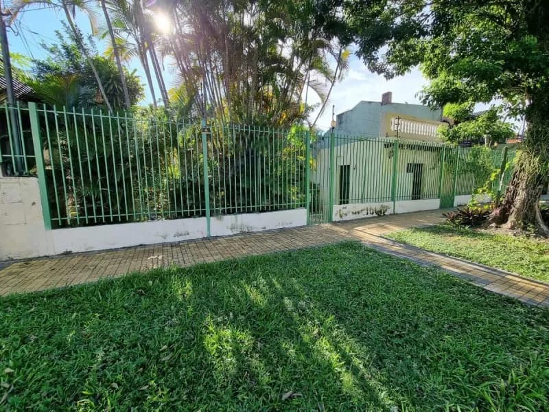 150m² Land for Sale in Santo Domingo, Asunción - Image 2