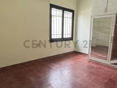 Casa de 3 dormitorios en Alquiler en Ytay, Asunción - Image 3