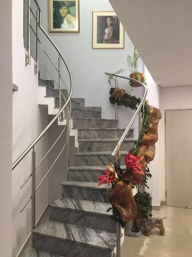 5-Bedroom House for Sale in Mburicaó, Lambaré - Image 7