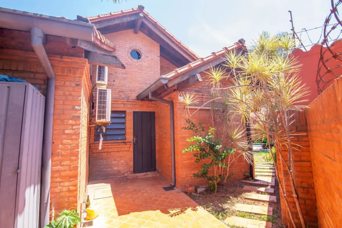 2-Bedroom House for Sale in Mcal. José Félix Estigarribia, Asunción - Image 5