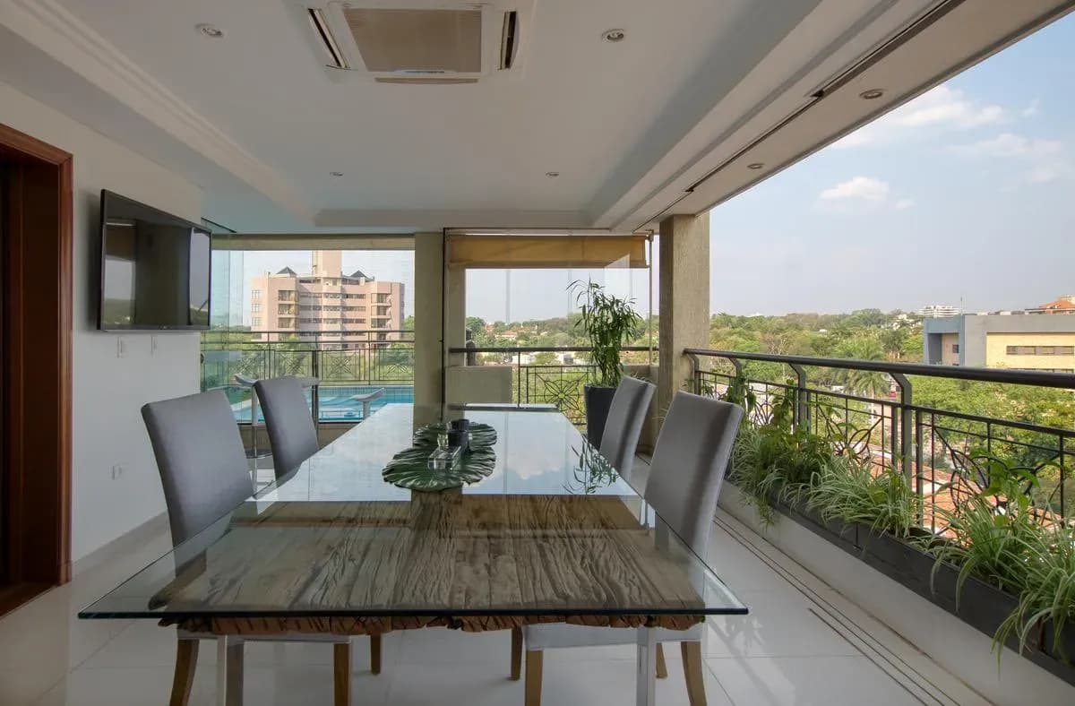 4-Bedroom Apartment for Sale in Bella Vista, Asunción - Image 16