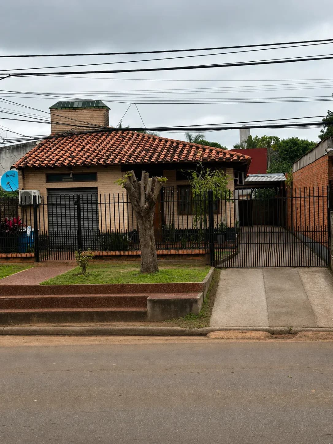 4-Bedroom House, 105m², for Sale in Coronel Oviedo, Coronel Oviedo - Image 3