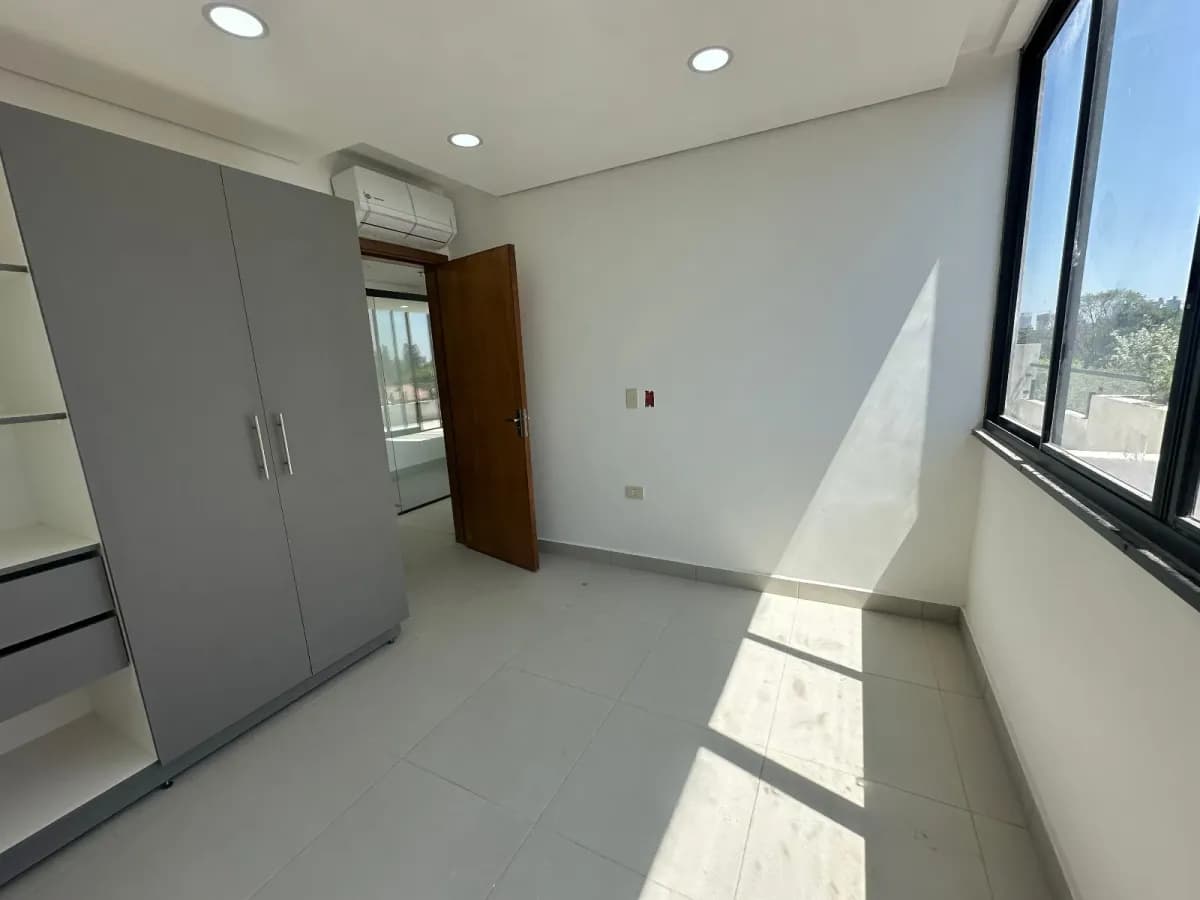 Departamento de 2 dormitorios en Alquiler en Luis Alberto de Herrera, Asunción - Image 19