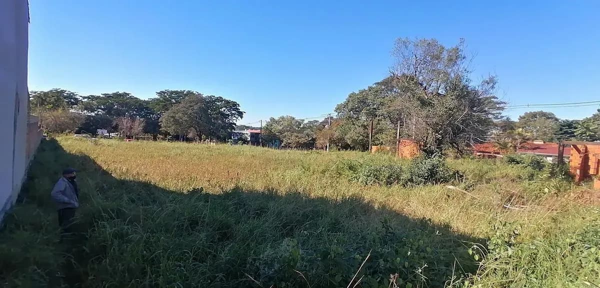 Terreno de 2.520m² à Venda em Ñemby - Image 3