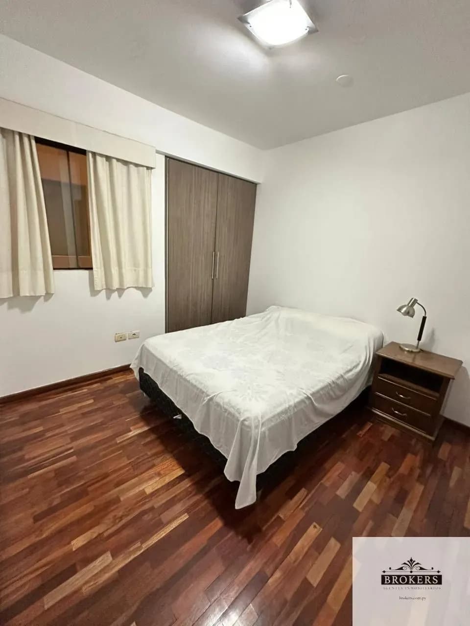 2-Bedroom Apartment for Sale in Mburicaó, Asunción - Image 12