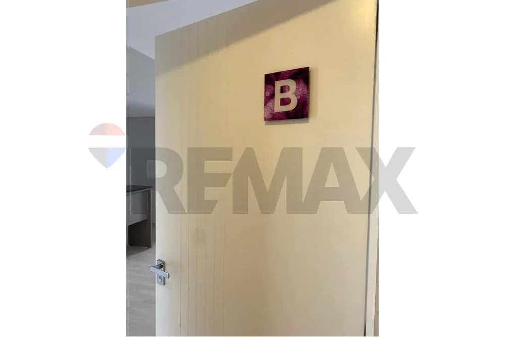 2-Bedroom Apartment for Sale in Recoleta, Asunción - Image 9