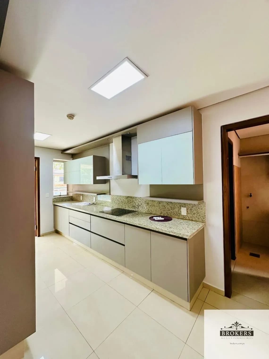 Departamento de 3 dormitorios en Alquiler en Mburucuyá, Asunción - Image 4
