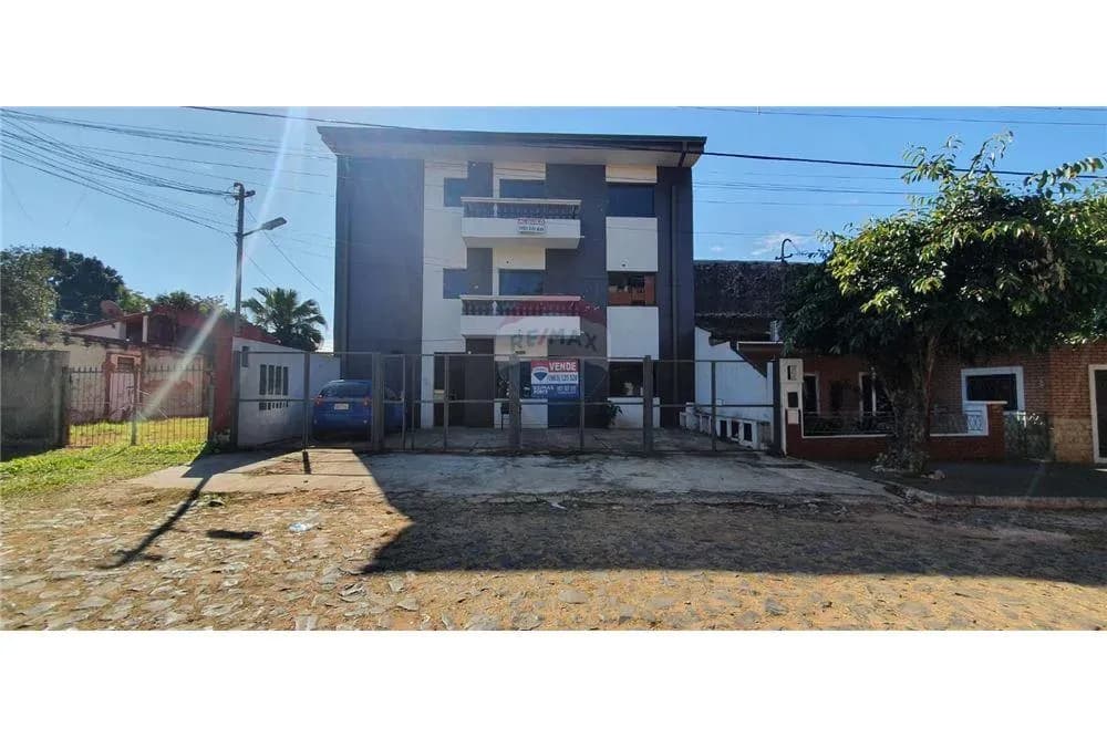 Departamento de 2 dormitorios en Venta en Herrera, Asunción - Image 3