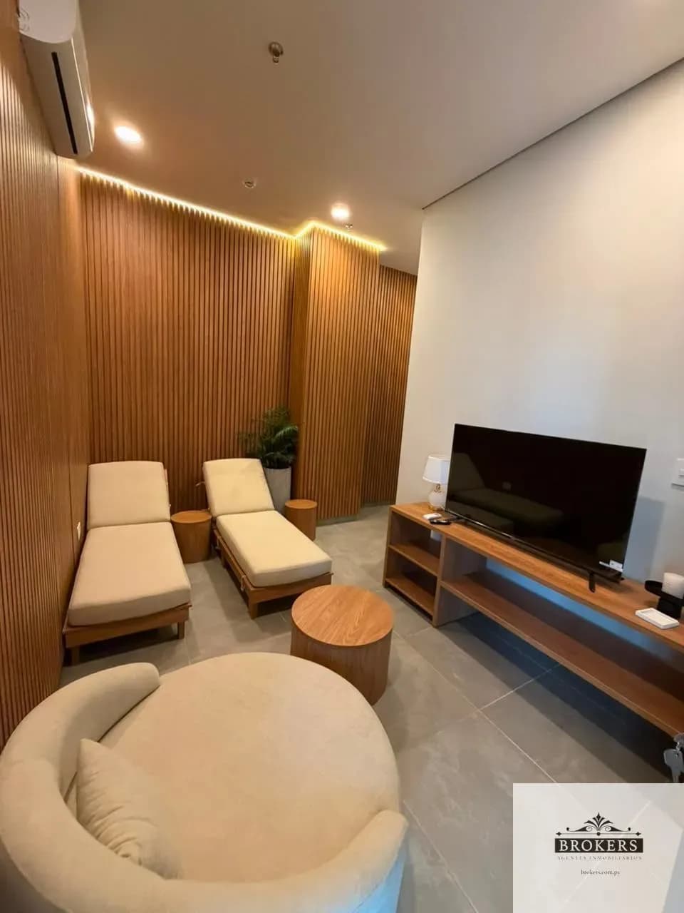 Departamento de 3 dormitorios en Alquiler en Salvador del Mundo, Asunción - Image 8