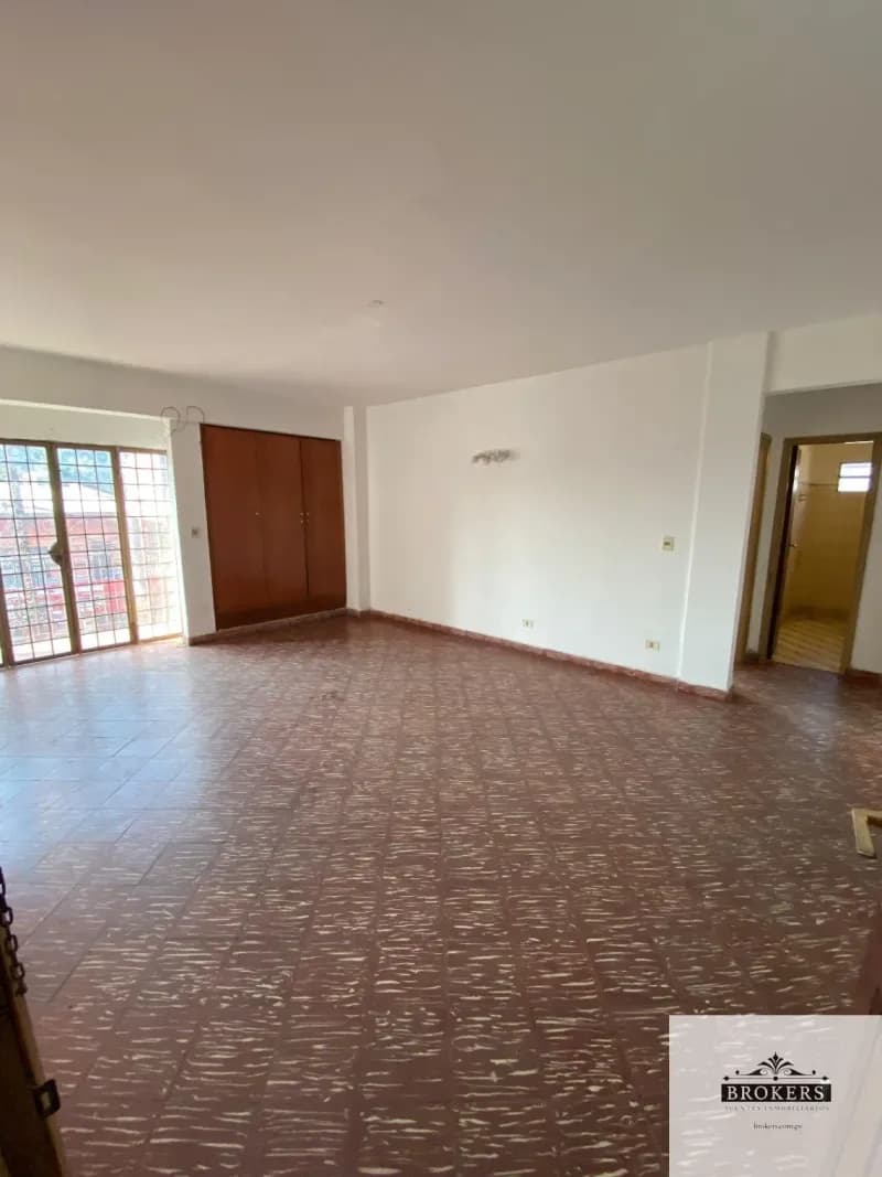2-Bedroom Apartment for Rent in San Lorenzo Historic Center, San Lorenzo - Image 2