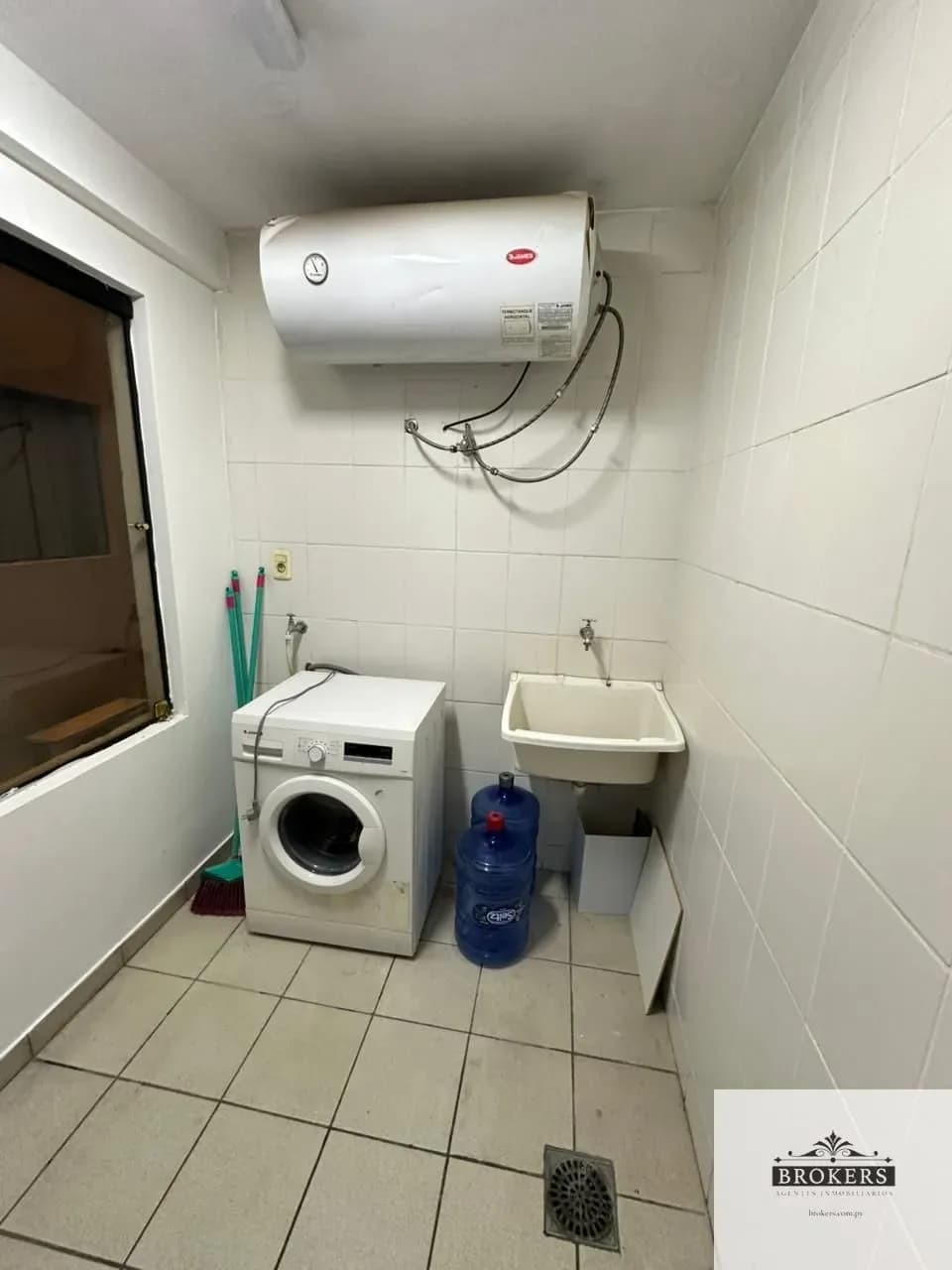 2-Bedroom Apartment for Sale in Mburicaó, Asunción - Image 8
