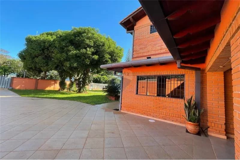 Casa de 5 quartos à Venda em San Antonio, Hernandarias - Image 4