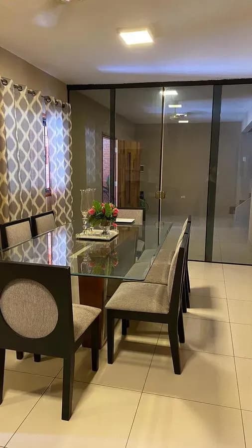 4-Bedroom House for Sale in Monseñor Bogarín, Mariano Roque Alonso - Image 2