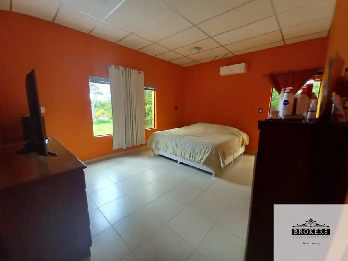 Land of 2,982m² for Sale in Caacupé - Image 10