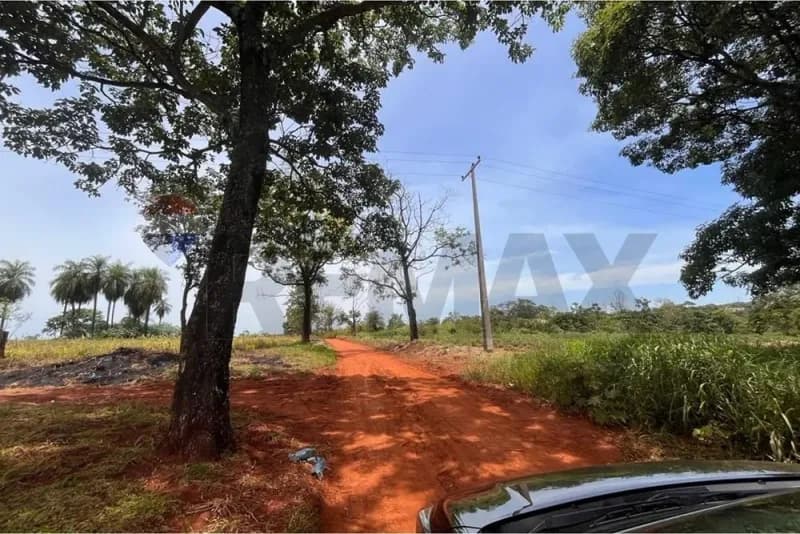 Terreno de 2,385m² en Venta en Don Bosco, Ciudad del Este - Image 2
