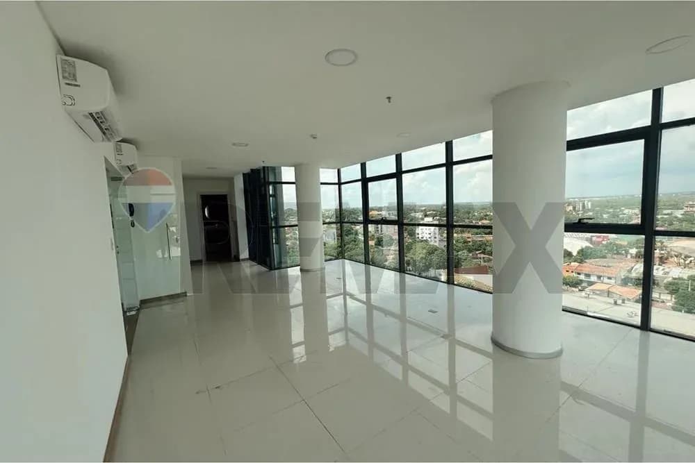 Espaço Comercial de 437m² para Alugar em Ycuá Satí, Asunción - Image 11