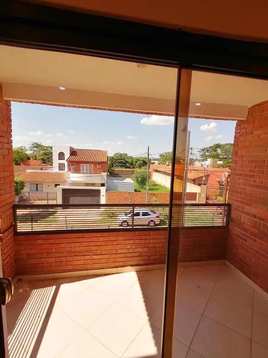 Casa de 4 dormitorios en Venta en Valle Apu´a II, Lambaré - Image 8