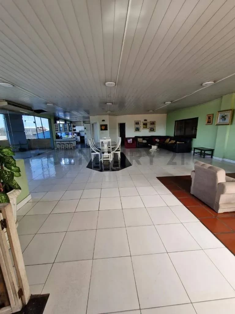 Lot of 1,075.2m² for Sale in San Lorenzo - Image 9