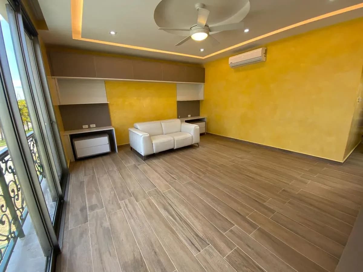 4-Bedroom House for Sale in Zárate Isla, Luque - Image 19
