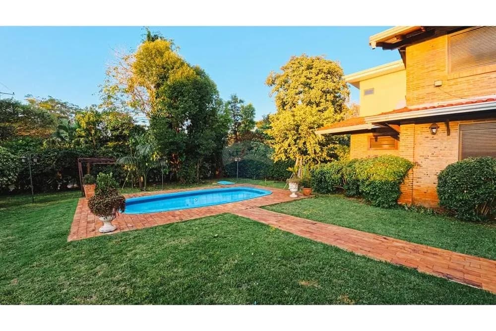 Casa de 5 quartos à Venda no Paraná Country Club, Hernandarias - Image 10
