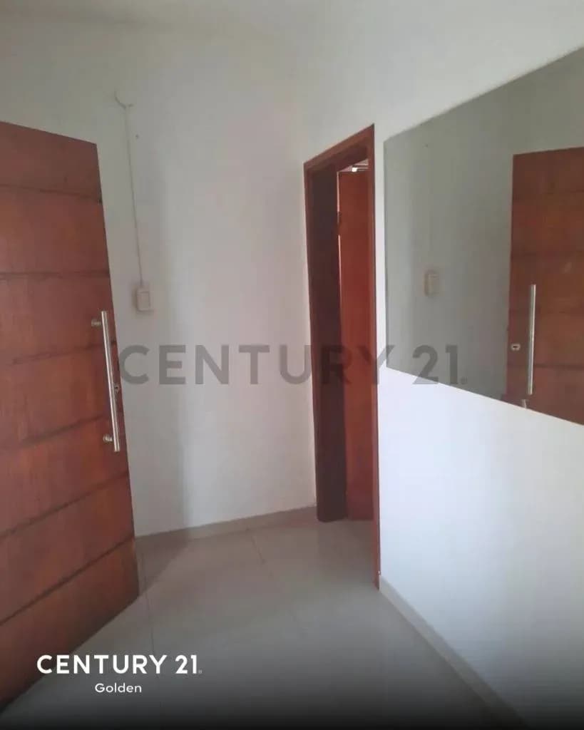 Casa de 2 dormitorios en Venta en Los Laureles, Asunción - Image 11