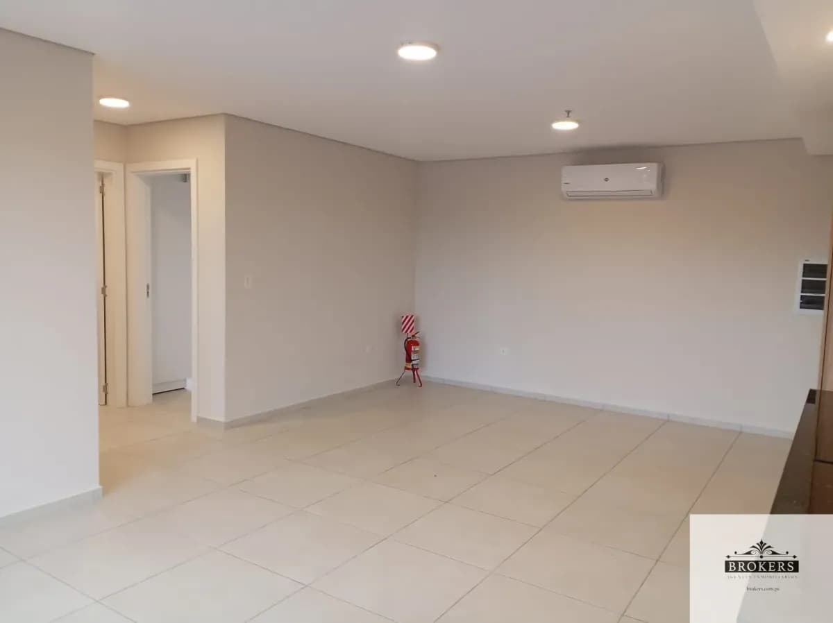 2-Bedroom Apartment for Rent in Villa Aurelia, Asunción - Image 4