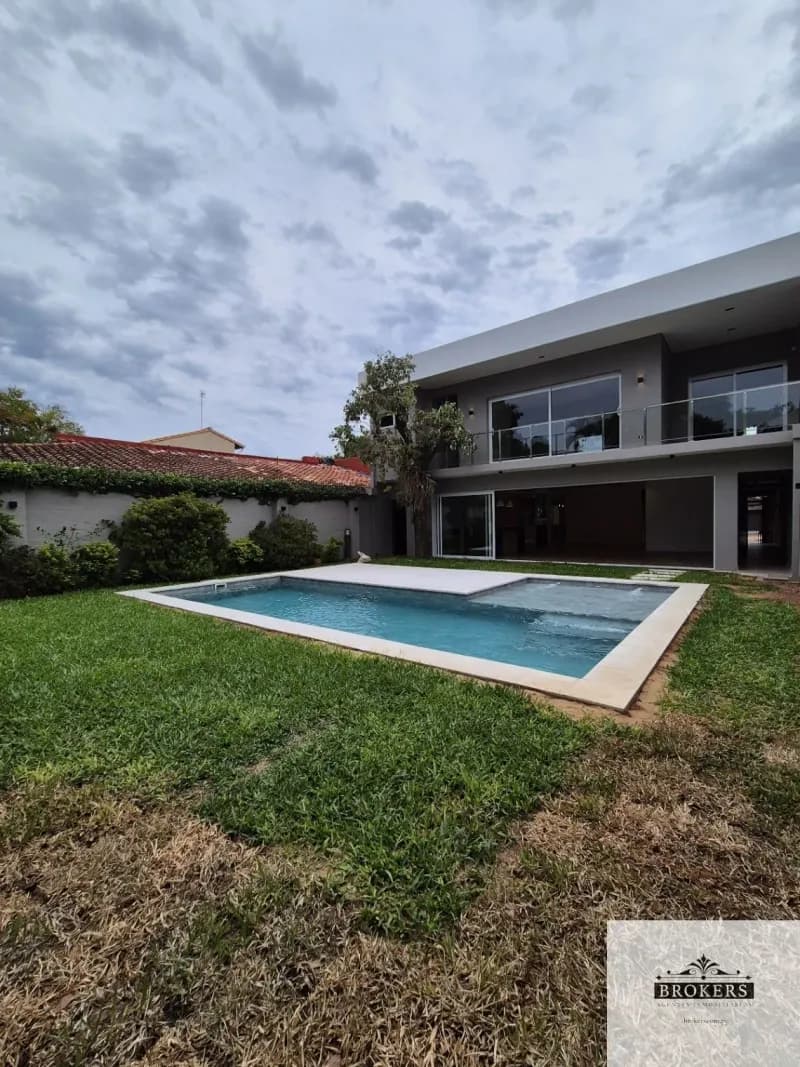 Casa de 3 dormitorios en Alquiler en Manorá, Asunción - Image 5