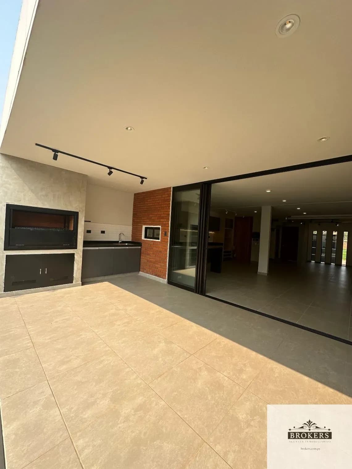 Casa de 3 quartos à Venda em Loma Merlo, Luque - Image 7