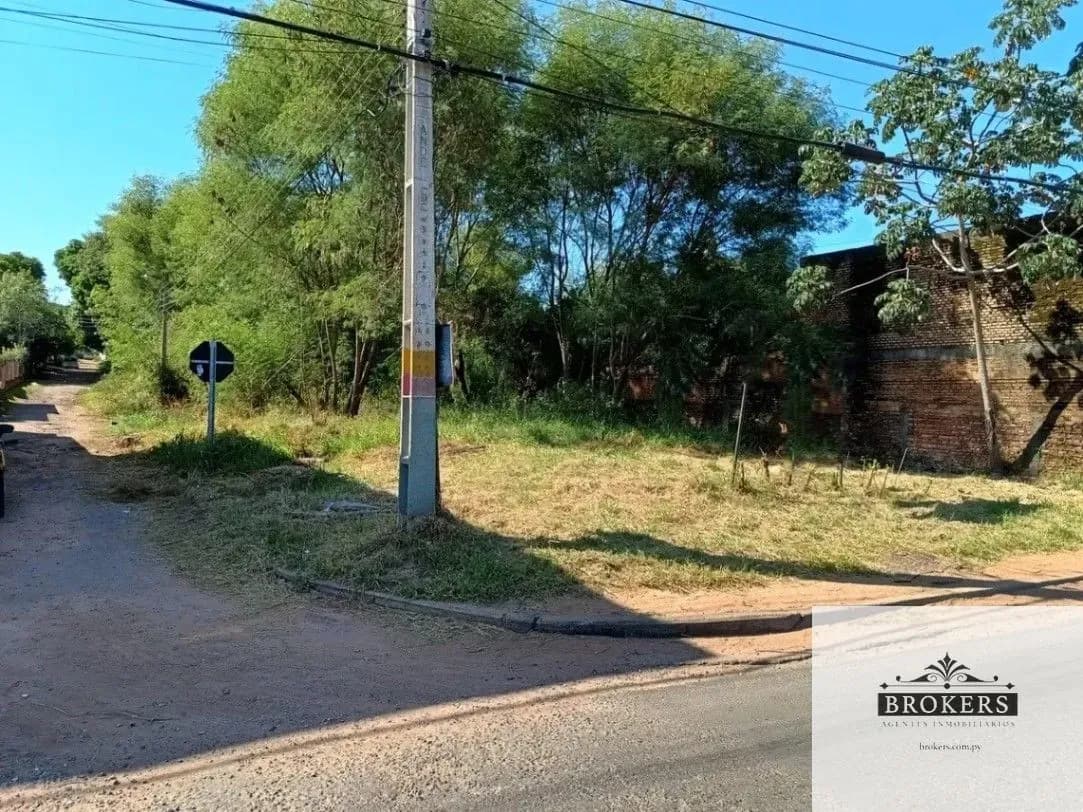 Lote de 700m² à Venda em Surubi´i, Mariano Roque Alonso - Image 2