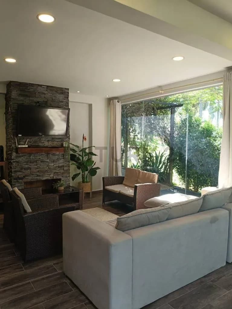 Casa de 3 dormitorios en Alquiler en San Bernardino - Image 10