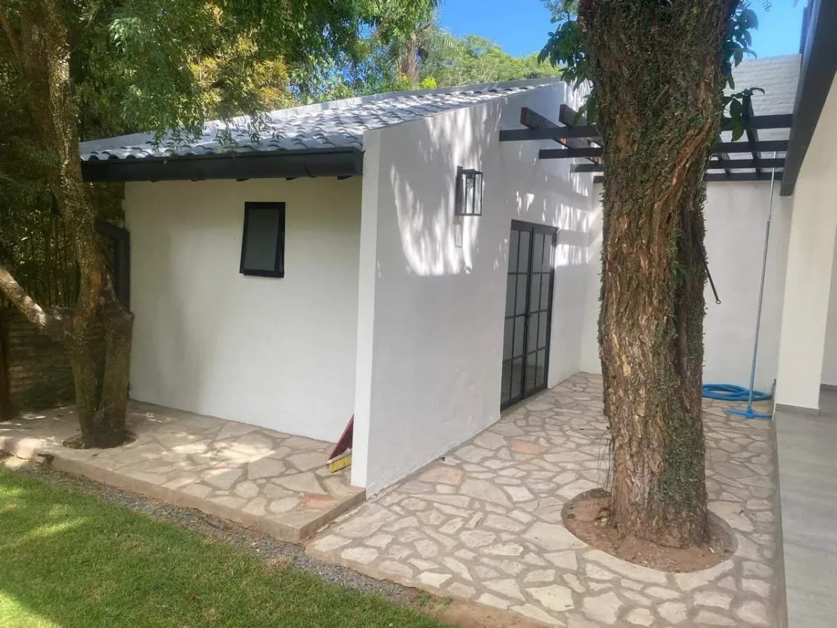 Casa de 3 dormitorios en Venta en San Bernardino - Image 11