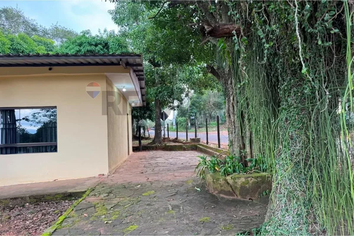 Casa de 3 dormitorios en Venta en Limpio - Image 8