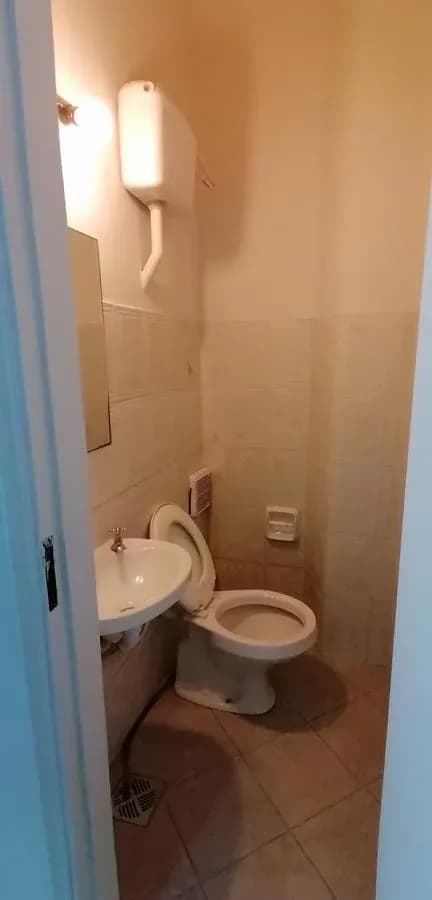 Office of 34m² for Rent in La Encarnacion, Asunción - Image 4