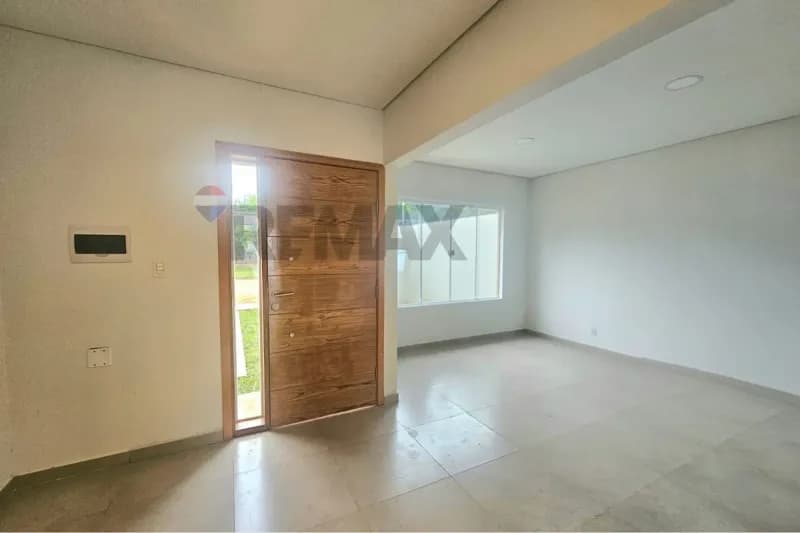 Apartamento de 2 dormitórios à Venda em Maka´i, Luque - Image 4