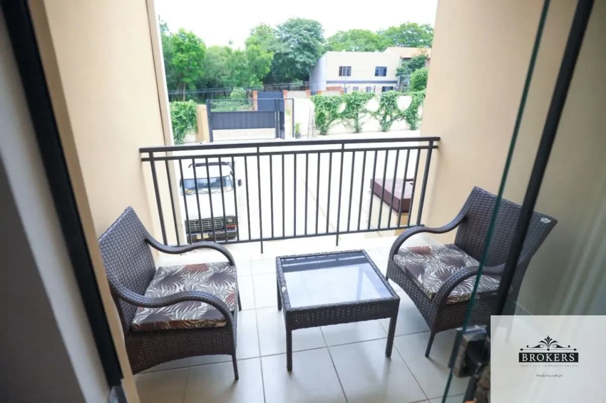 2-Bedroom Apartment for Sale in Mbachió II, Lambaré - Image 3